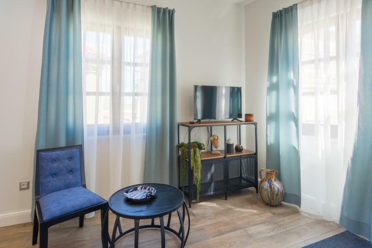 Apartments Mihael Nin Εξωτερικό φωτογραφία