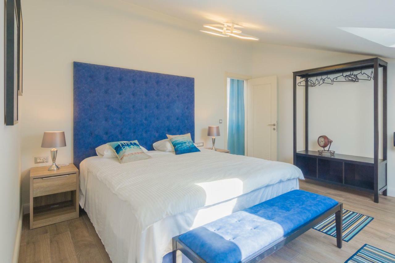 Apartments Mihael Nin Εξωτερικό φωτογραφία