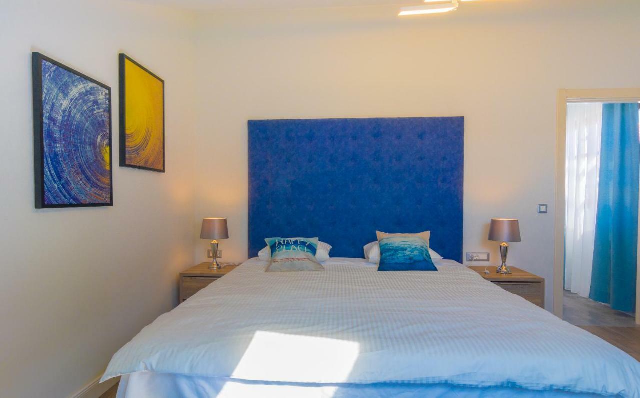 Apartments Mihael Nin Εξωτερικό φωτογραφία