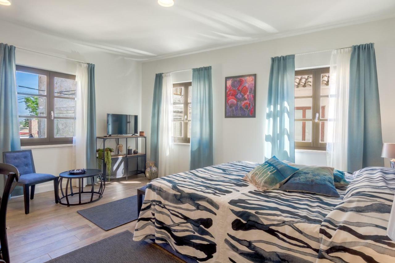 Apartments Mihael Nin Εξωτερικό φωτογραφία